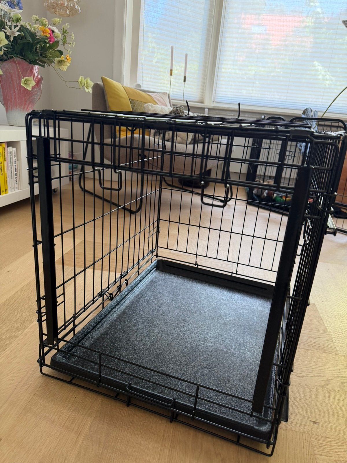 Adori Hondenbench  Met 2 Schuifdeuren Zwart - 61x46x53 cm, Ophalen, Zo goed als nieuw