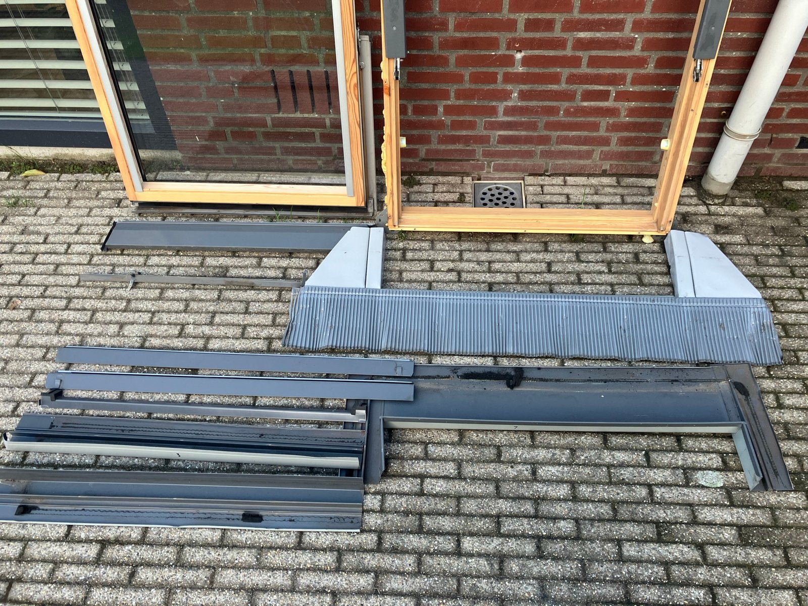 Velux Dakraam GGL P06 en verduistering, Ophalen, Gebruikt, 80 tot 120 cm, 120 tot 160 cm