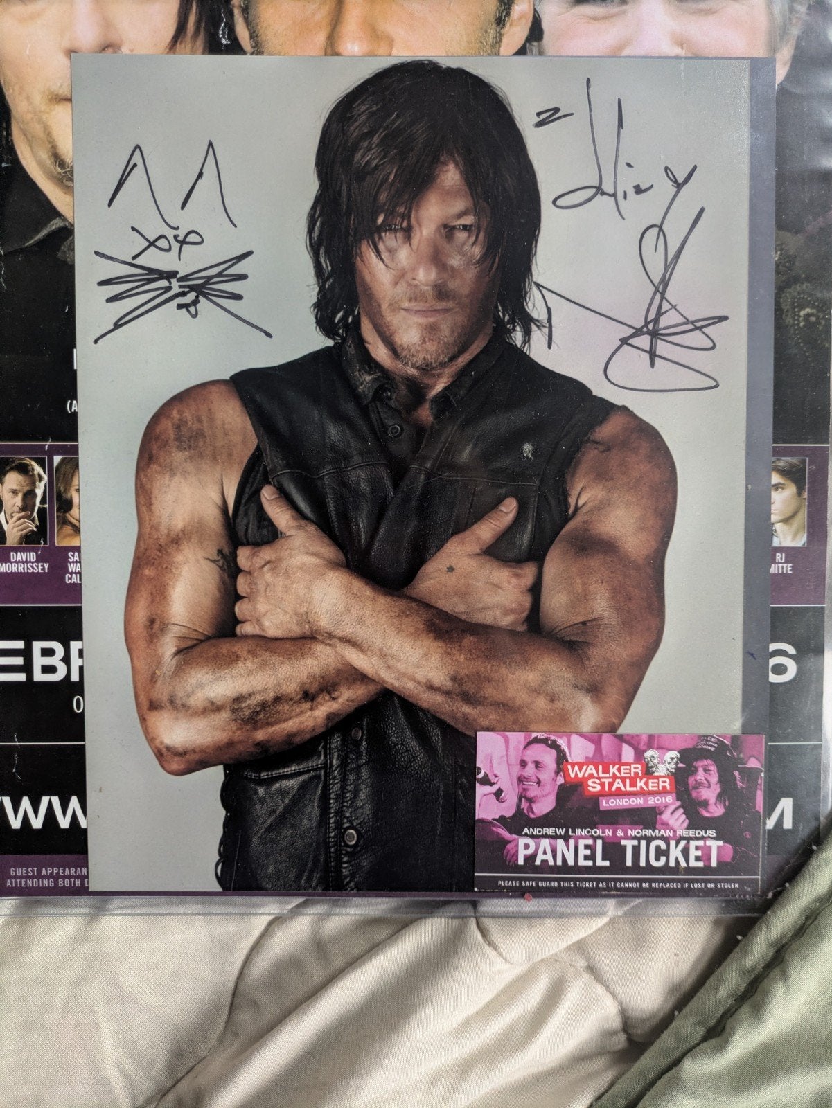 Gesigneerde foto Norman Reedus (The Walking Dead), Ophalen of Verzenden, Zo goed als nieuw, Foto of Kaart, Gesigneerd