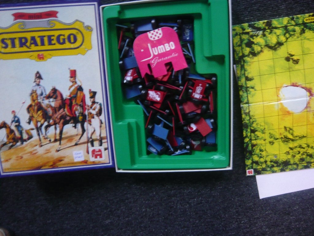 Rummikub; Triominos en Stratego Reisspel, Een of twee spelers, Ophalen of Verzenden, Zo goed als nieuw, Reisspel