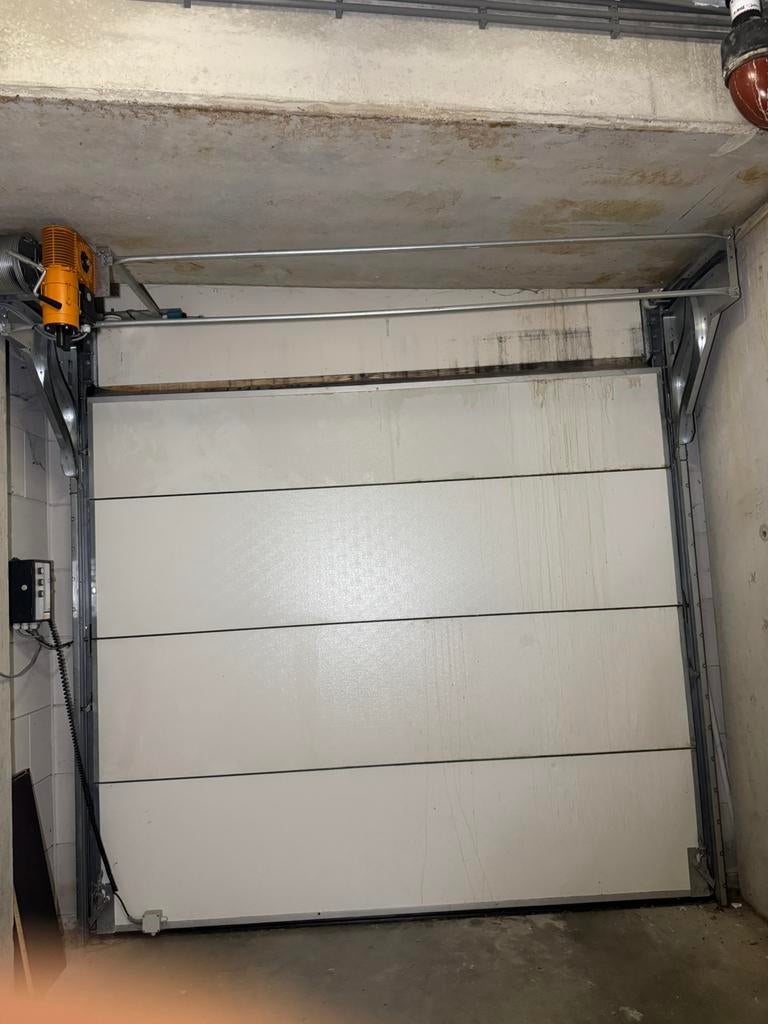 Te koop: Complete vouwdeur met motor en besturing (400V), Doe-het-zelf en Verbouw, Deuren en Horren, Ophalen of Verzenden