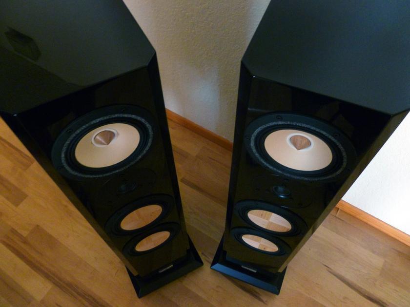 Contrast Audio Black Moon loudspeakers (93 dB/4 Ohm), ., 120 watt of meer, Front, Rear of Stereo speakers, .