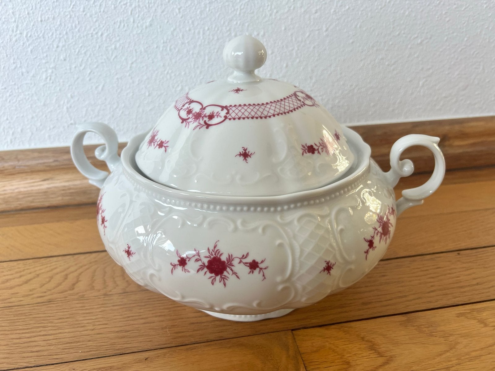 Soepterrine van Seltmann Weiden Bavaria (wit/fuchsia), Ophalen of Verzenden