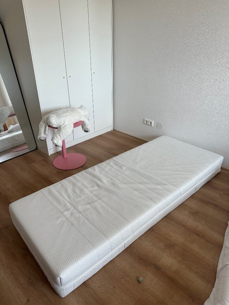 IKEA AKREHAMN foammatras (nieuw) stevig/wit, 80x200, Huis en Inrichting, Slaapkamer | Matrassen en Bedbodems, Ophalen, Eenpersoons