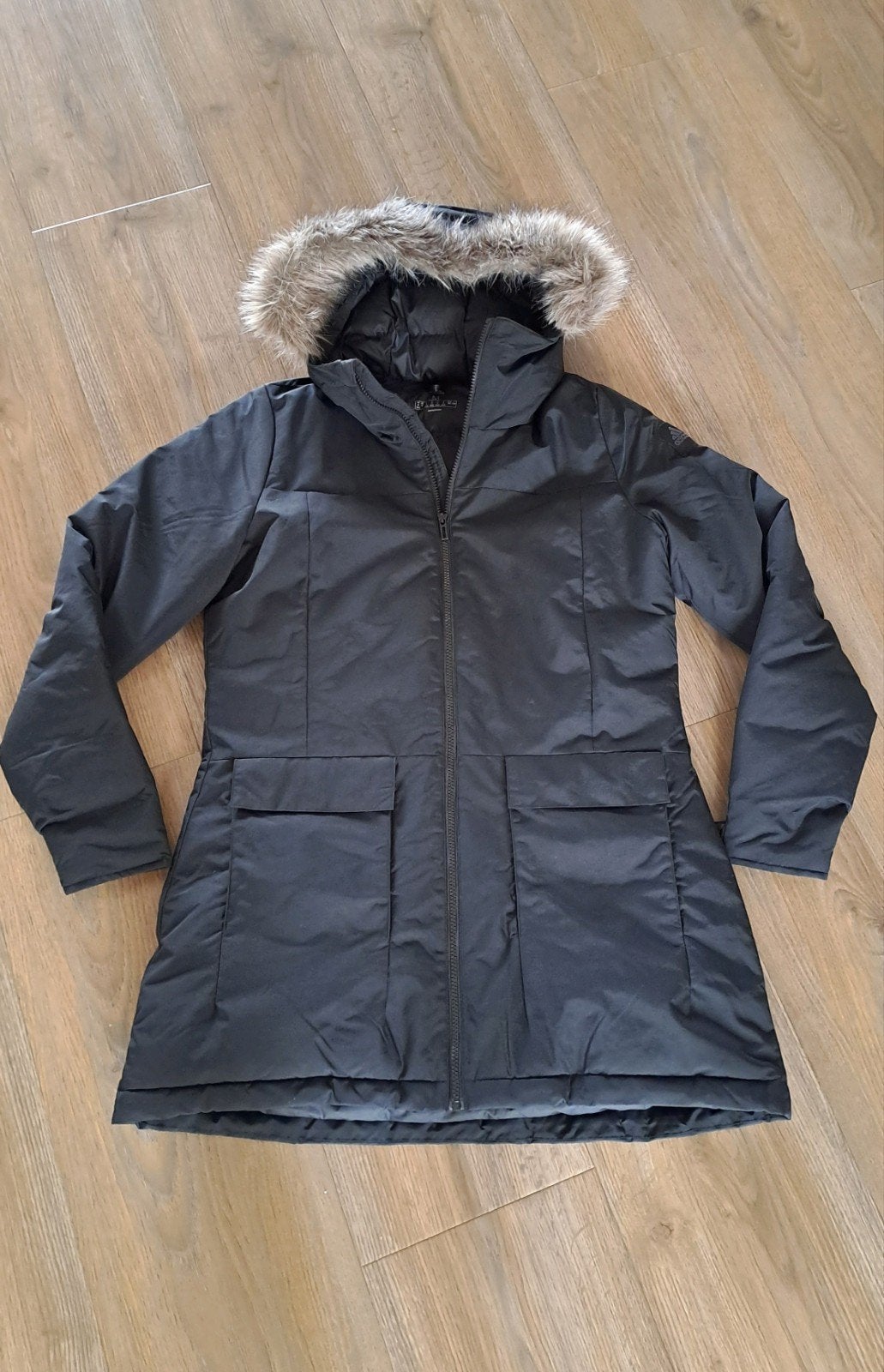 Adidas Zwarte Dames Parka met Bontkraag - Maat M, Maat 38/40 (M), Adidas, Zwart, Ophalen of Verzenden