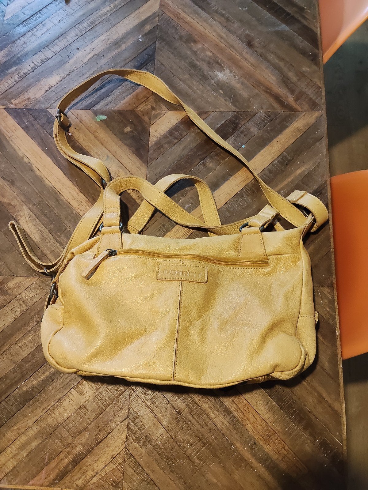 d'str'ct leren handtas/schoudertas - Geel/beige, Ophalen of Verzenden, Gebruikt, Geel, Handtas