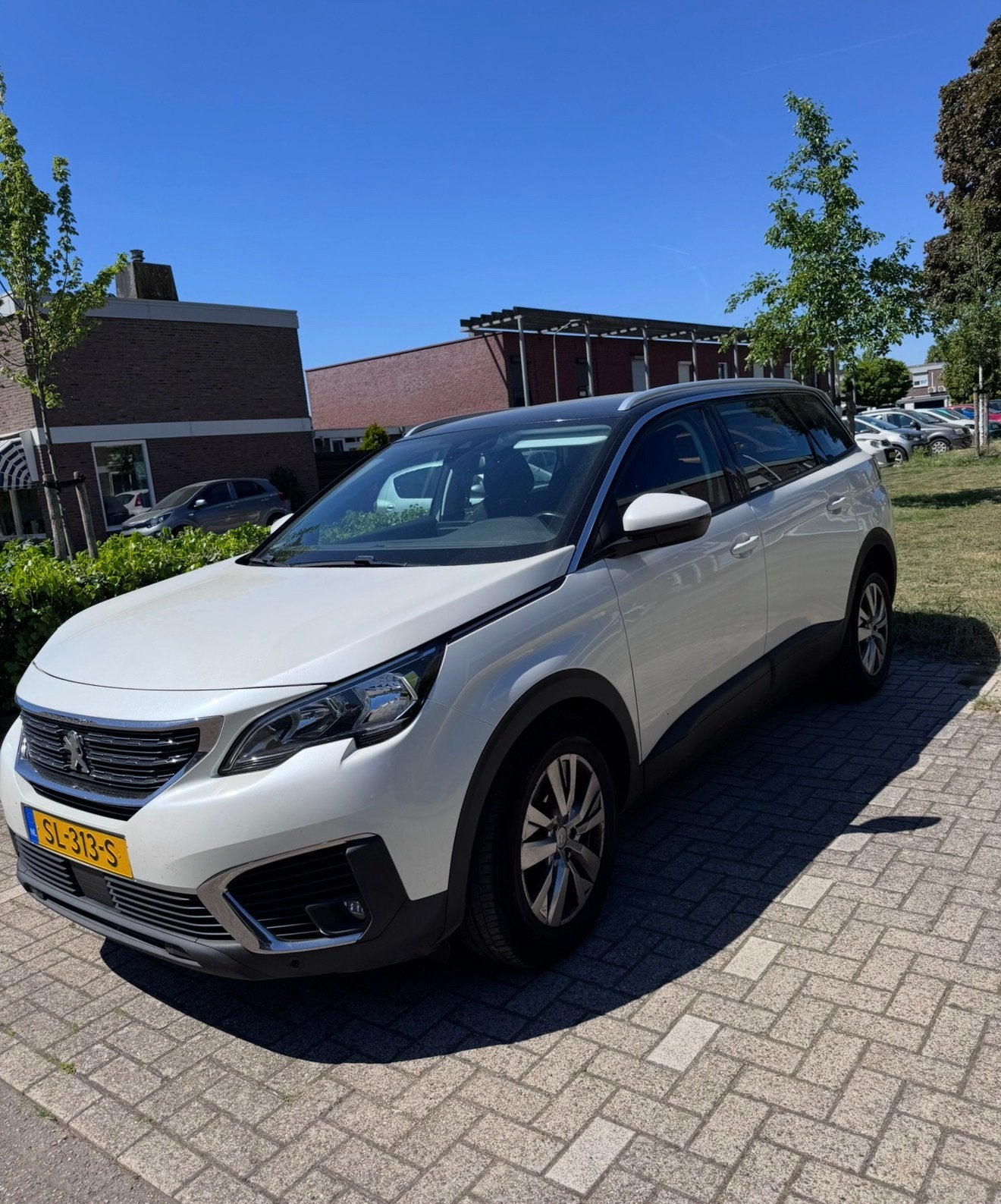Peugeot 5008 1.6 E-thp 165pk S&S Eat6 2017 Wit, Auto's, 1350 kg, 164 pk, 1340 kg, 4 cilinders