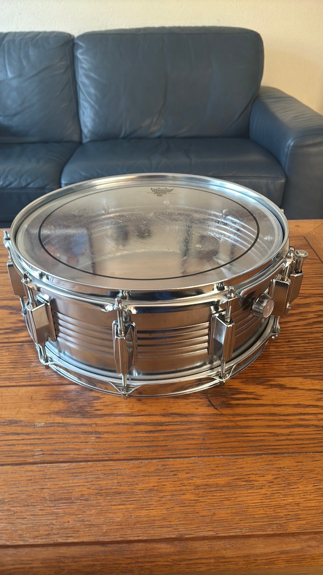 stevige snare drum 14" met 10 lugs /strakke heldere sound, Ophalen of Verzenden, Zo goed als nieuw, Trommel