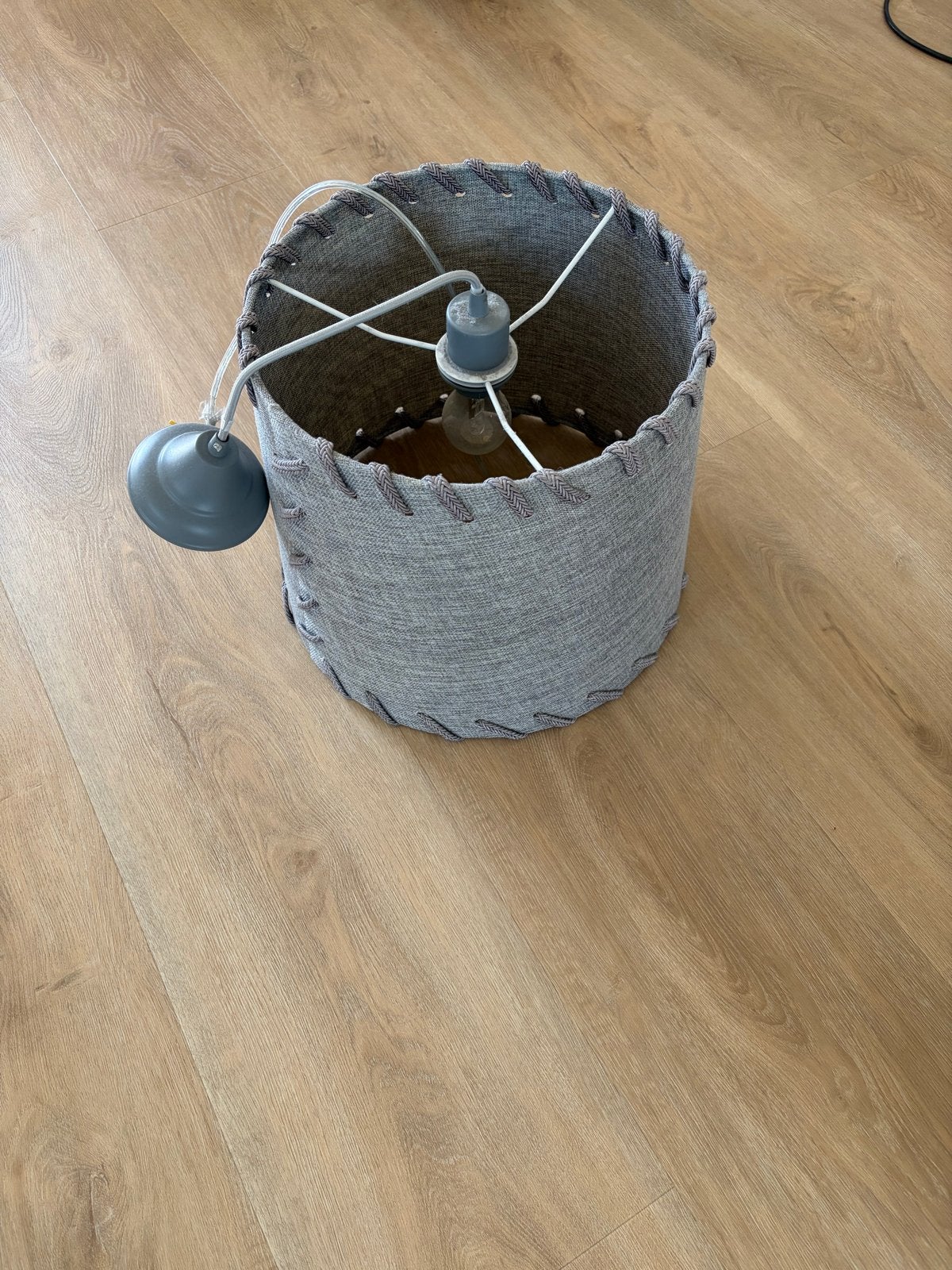 Grijze stoffen hanglamp - Zo goed als nieuw, Rond, Zo goed als nieuw, Textiel, Grijs