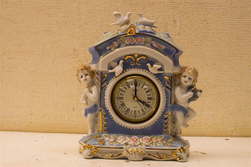 Porseleinen klok 30381, Huis en Inrichting, Woonaccessoires | Klokken, Ophalen of Verzenden, Gebruikt, Wandklok