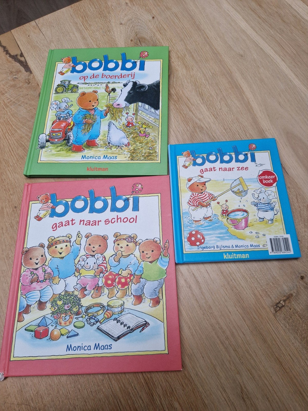 Bobbi Op vakantie, Gaat naar school, Op de boerderij, Fictie algemeen, Jongen of Meisje, Ophalen of Verzenden, Voorleesboek