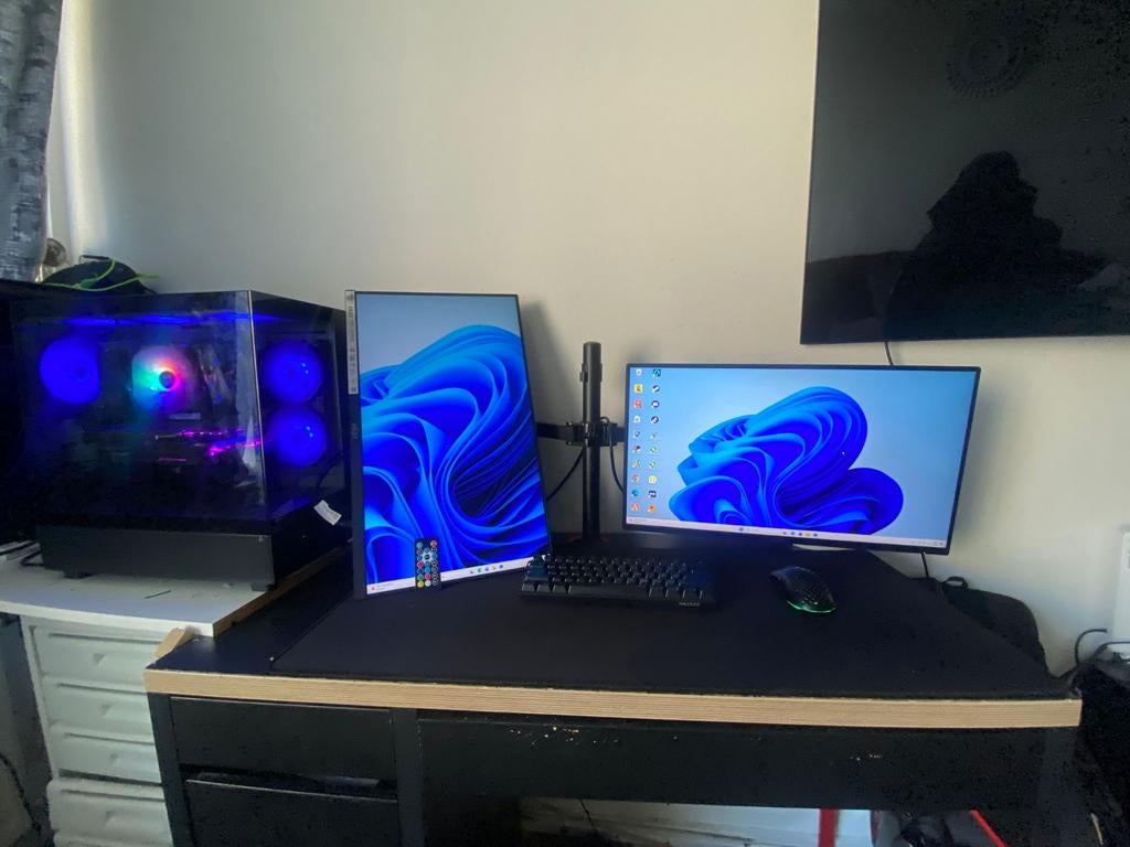 Gaming pc setup/met 2 monitors/32gb ram/ryzen 5 5600, Ophalen, Gaming, 4 Ghz of meer, SSD