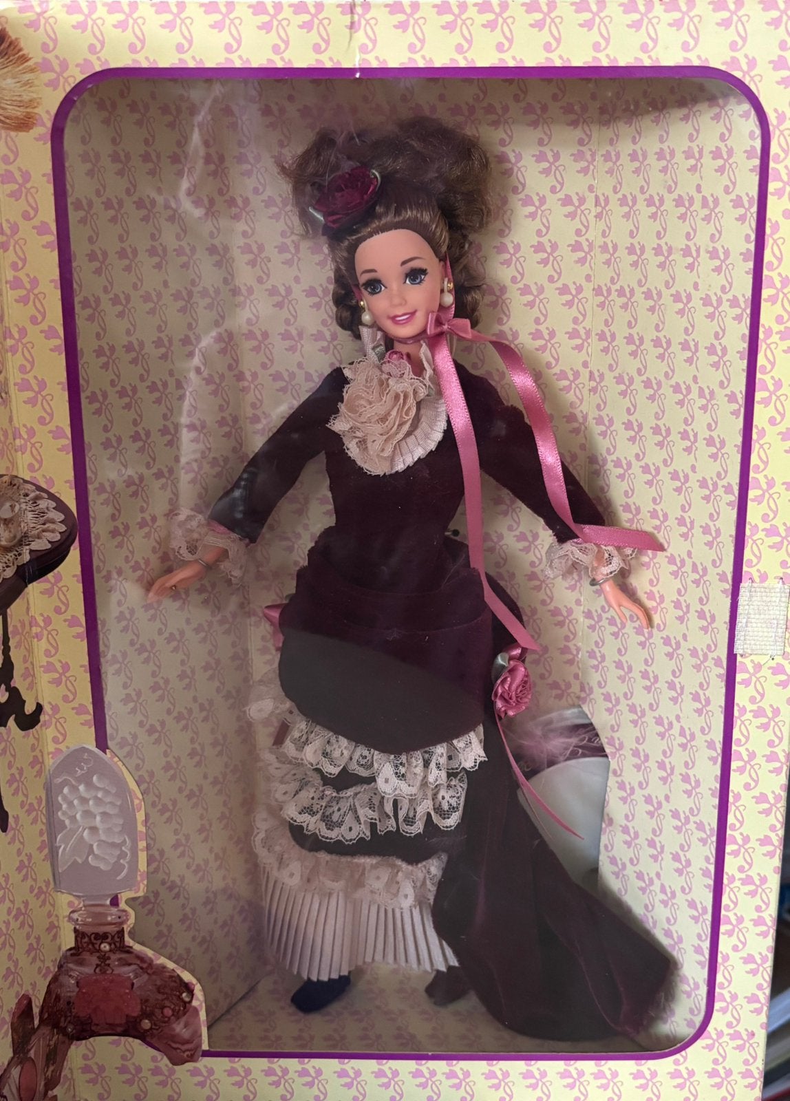 Victorian Lady Barbie NRFB, Ophalen of Verzenden, Zo goed als nieuw, Fashion Doll