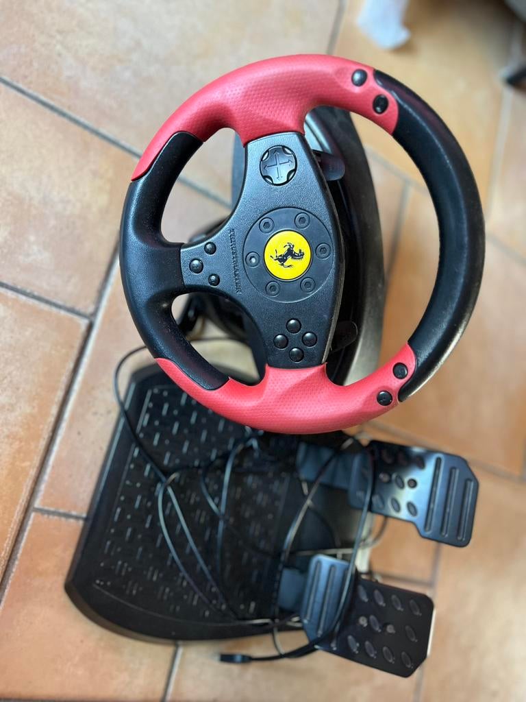 🎮 Trustmaster Ferrari stuur voor Ps3 en PC met pedalen, Spelcomputers en Games, Spelcomputers | Sony PlayStation Consoles | Accessoires