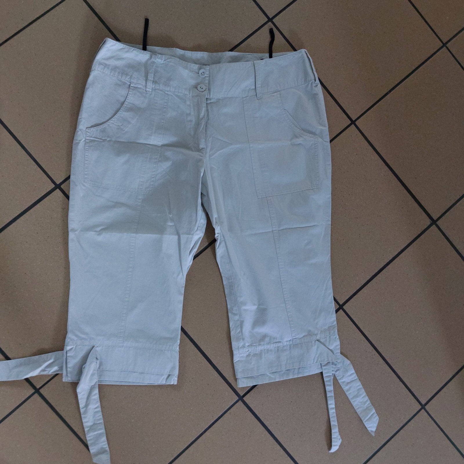 Lichte Capri Broek van Enjoy in Maat 44, Beige, Maat 42/44 (L), Enjoy, Ophalen of Verzenden