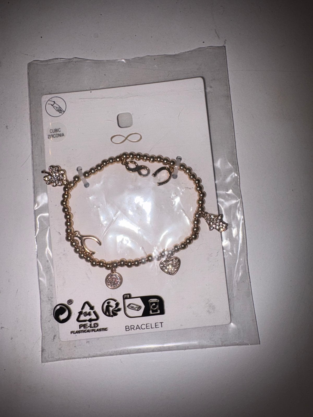 Nieuwe gouden armband met bedels, Overige materialen, Verzenden, Nieuw, Met bedels of kralen