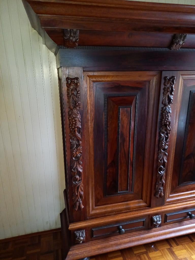 Prachtige antieke rankenkast massief hout Koopje. zsm oph., Ophalen