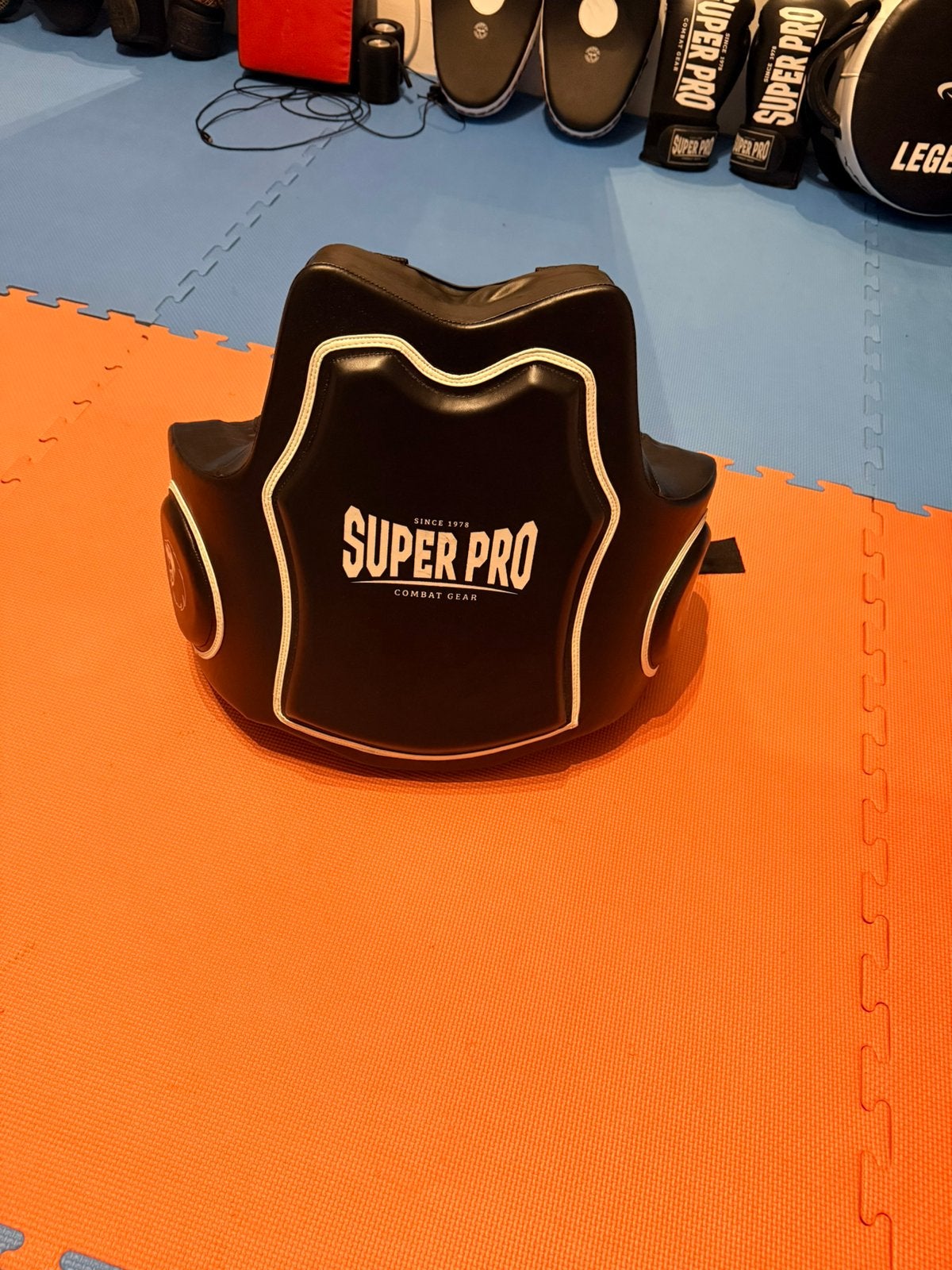 Body protector, Sport en Fitness, Ophalen of Verzenden, Zo goed als nieuw, Overige