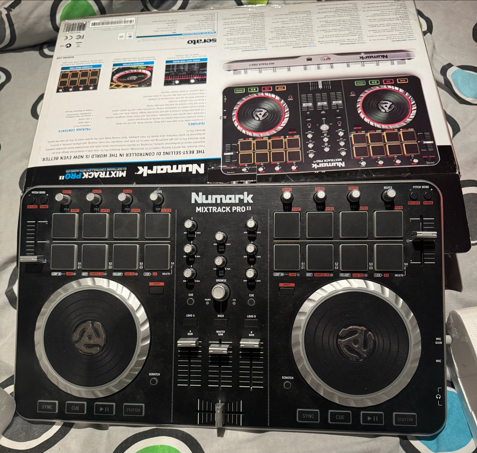 Numark Mixtrack Pro II DJ Controller - Zo goed als nieuw, Muziek en Instrumenten, Dj-sets en Draaitafels, Ophalen of Verzenden