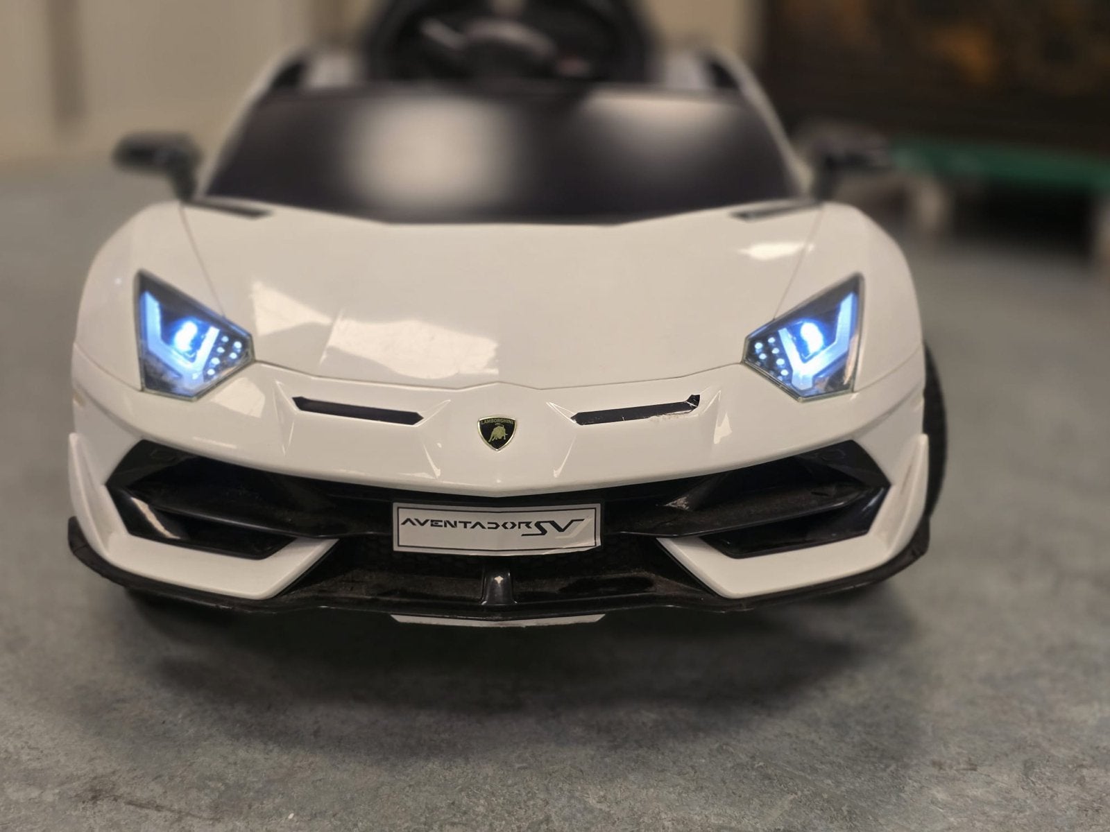 Lamborghini Aventador SV kinderauto met afstandsbediening, Ophalen, Gebruikt, Afstandsbediening