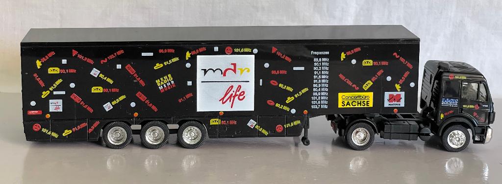Albedo: Mercedes Benz SK 1735 "MDR LIFE", Ophalen of Verzenden, Zo goed als nieuw, Bus of Vrachtwagen, Overige merken
