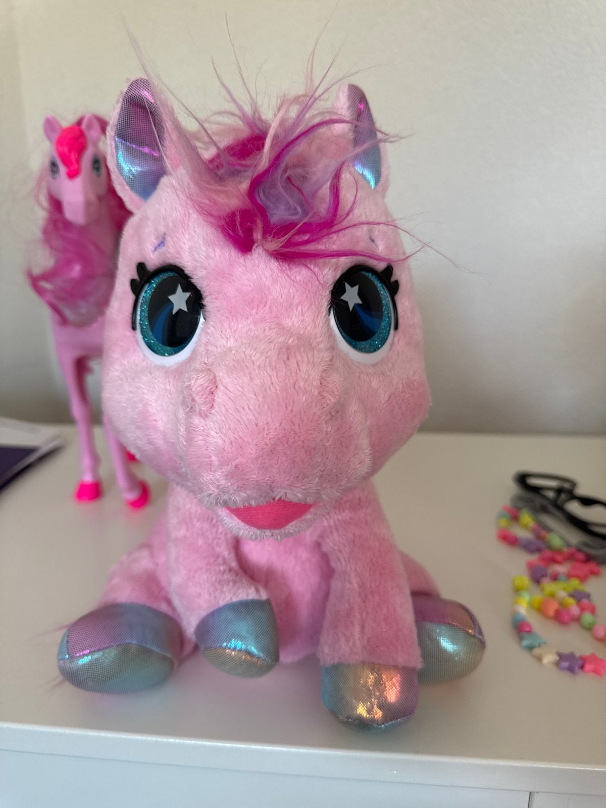 Werkende roze eenhoorn knuffel met geluid, Kinderen en Baby's, Speelgoed | Knuffels en Pluche, Gebruikt, Eenhoorn, Met geluid