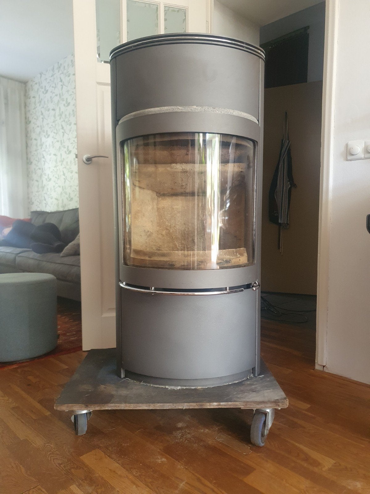 Scan houtkachel met speksteen(jotul, Dovre) en thermostaat, Huis en Inrichting, Ophalen, Houtkachel, Zo goed als nieuw, Vrijstaand