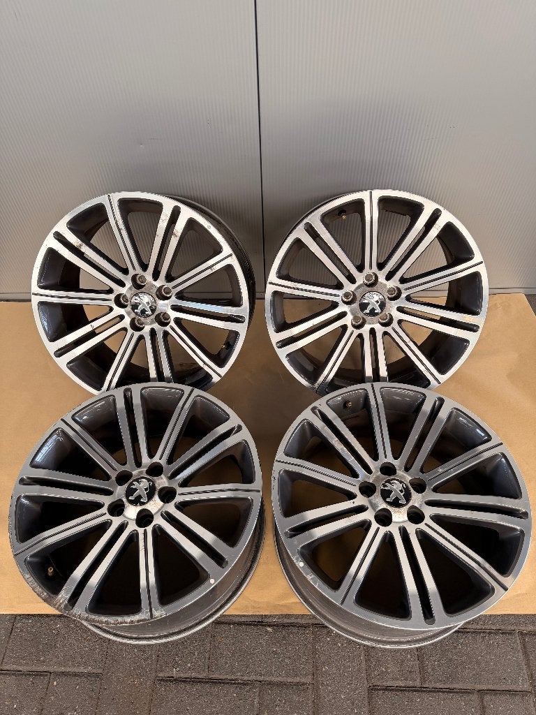 Originele Peugeot RCD velgen 18 inch – Diamond Cut, Auto-onderdelen, Banden en Velgen, Ophalen, 18 inch, 215 mm, Velg(en)