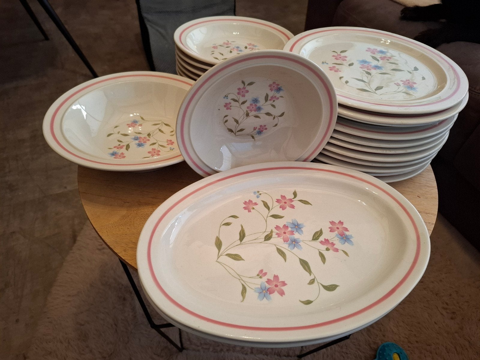 Mandarin Servies: Borden, Kommen en Schalen, Huis en Inrichting, Keuken | Servies, Overige merken, Ophalen of Verzenden, Zo goed als nieuw