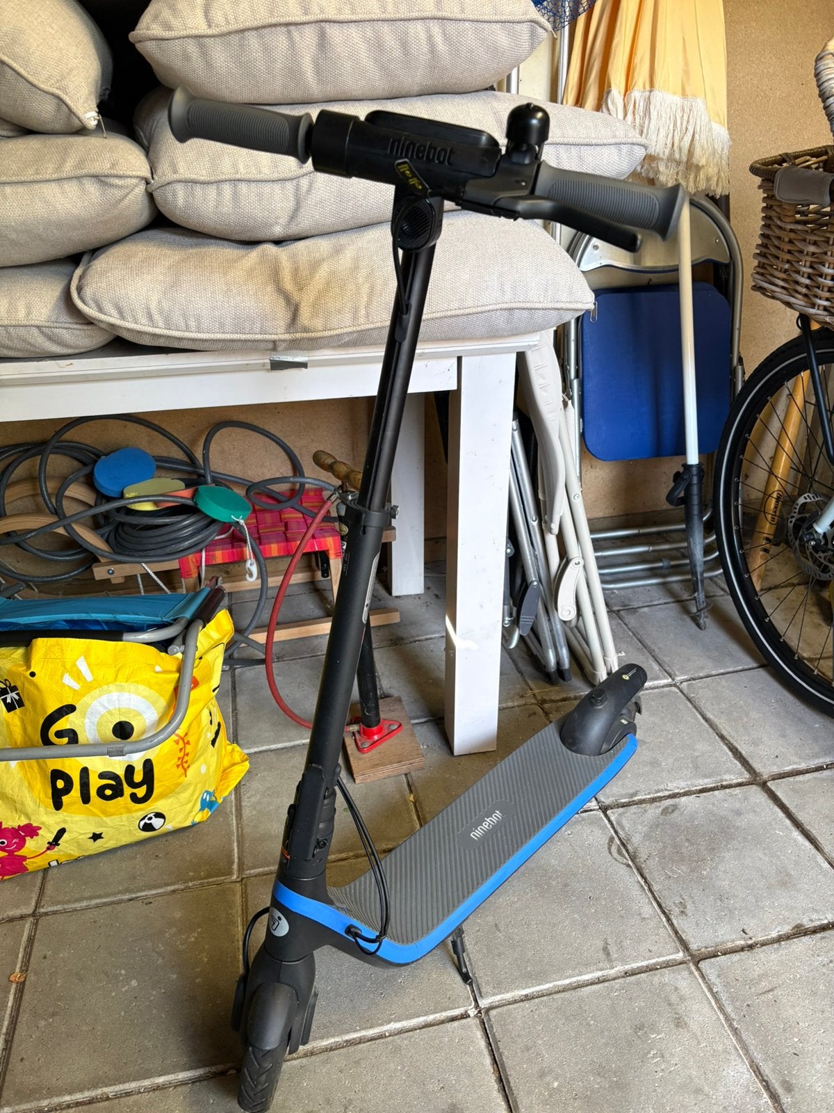 Ninebot elektrische step, Ophalen, Zo goed als nieuw, Elektrische step (E-scooter)