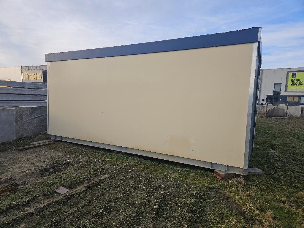 Woonunit, opslag ruimte, barakken, keet. ( 176 )