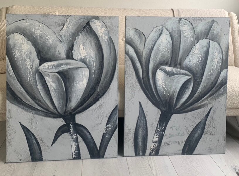 2 schilderijen bloem print grijstinten, Ophalen, Gebruikt, Schilderij, 75 – 100