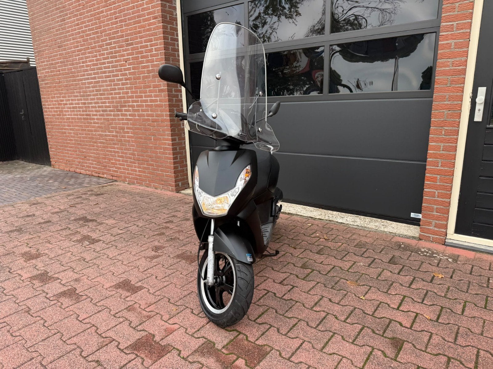 Peugeot kisbee 45km bromfiets bj2013 18669km, Gebruikt, Maximaal 45 km/u, Ophalen of Verzenden, Benzine