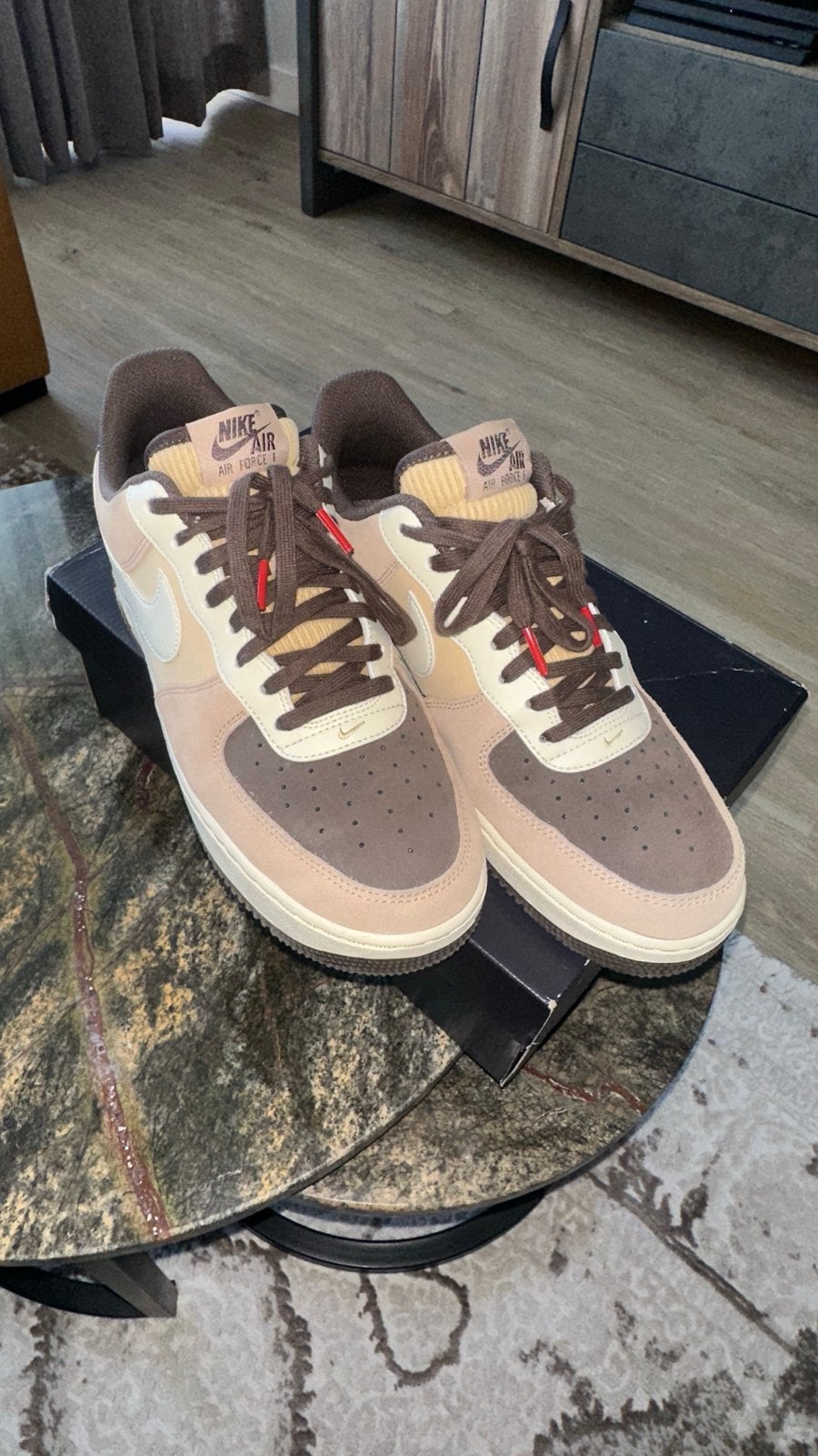 Nike Air Force 1 '07 Low 'Pecan' Sneakers, Kleding | Heren, Schoenen, Ophalen of Verzenden, Zo goed als nieuw, Bruin, Sneakers of Gympen
