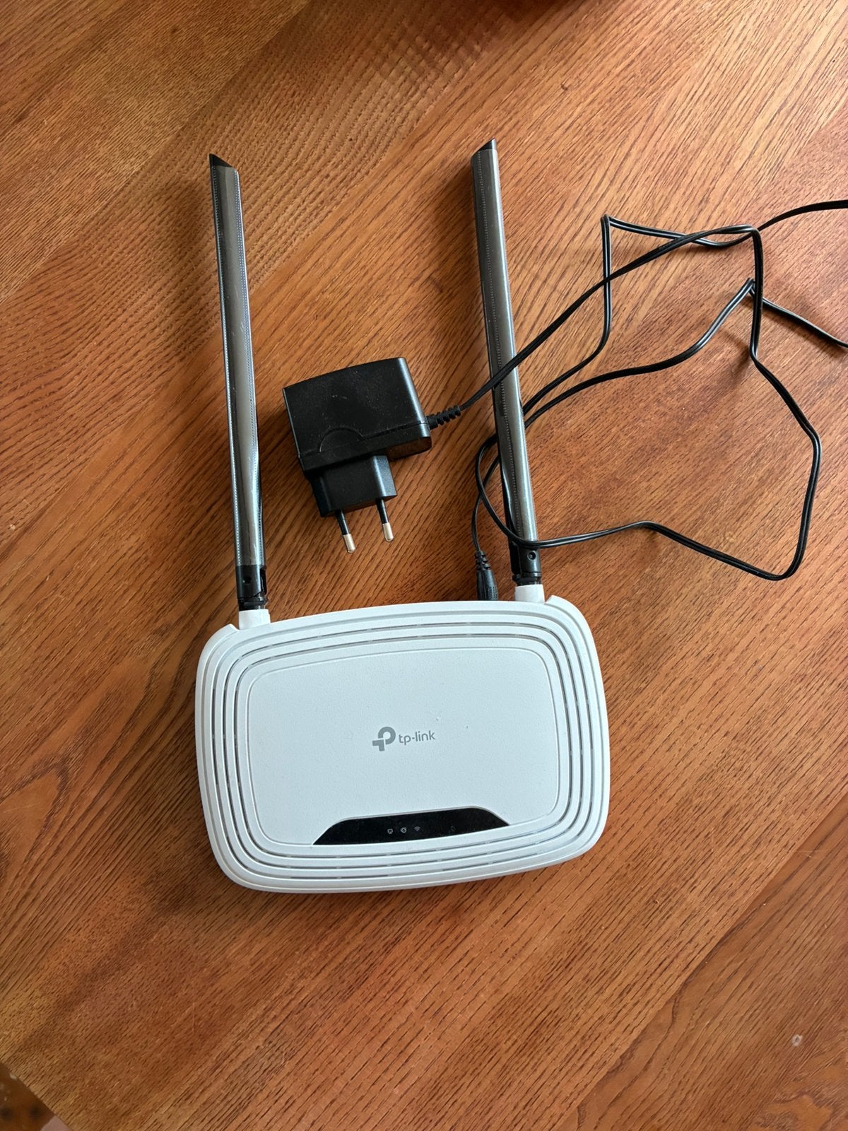 Router TP-link model TL-WR841N, Ophalen of Verzenden, Zo goed als nieuw
