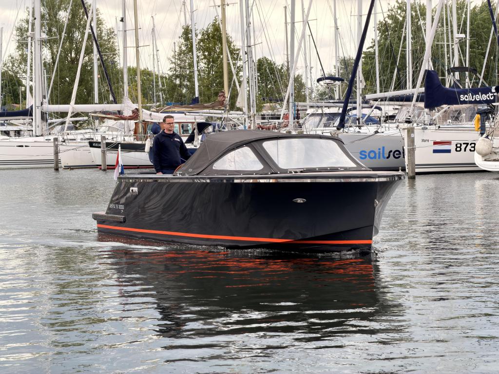 Lifestyle Marine 750 + 42PK Craftsman 2022, Niet ingevuld, Binnenboordmotor, Zo goed als nieuw, 8 m