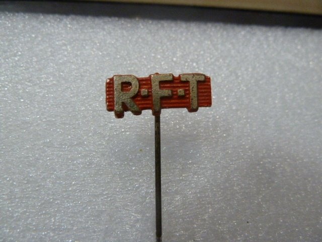 Vintage RFT Speldje - Gebruikt, Verzamelen, Ophalen of Verzenden, Gebruikt, Overige onderwerpen, Speldje of Pin