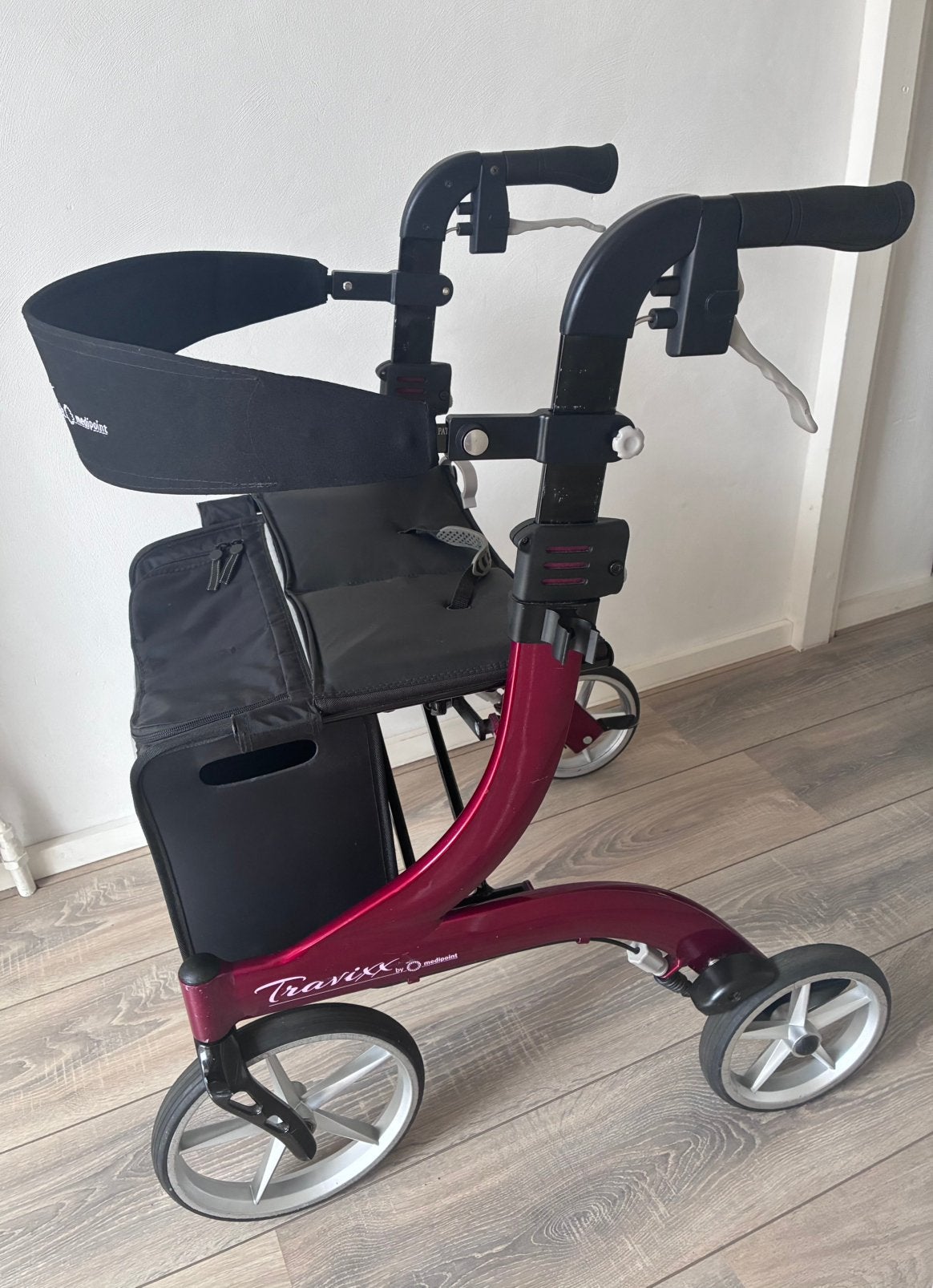 Travixx medipoint rollator lichtgewicht aluminium mt.S, Diversen, Ophalen, Lichtgewicht, Zo goed als nieuw