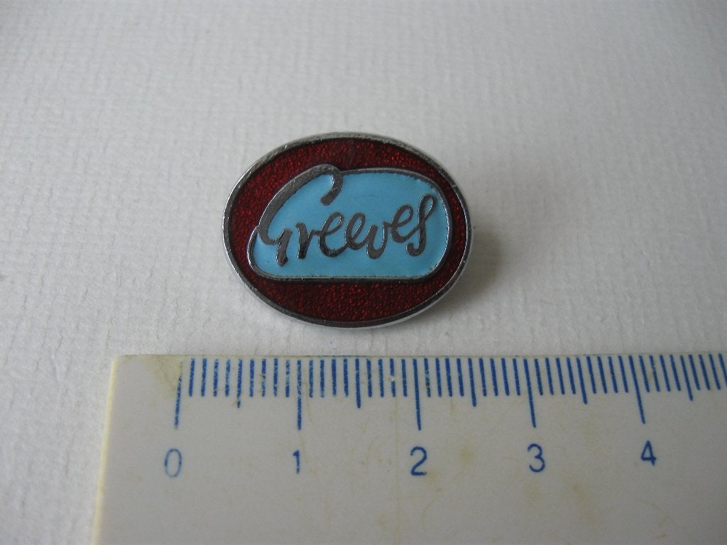 Mooie  Emaille Motor  -Greeves -   speld - broche, Verzenden, Transport