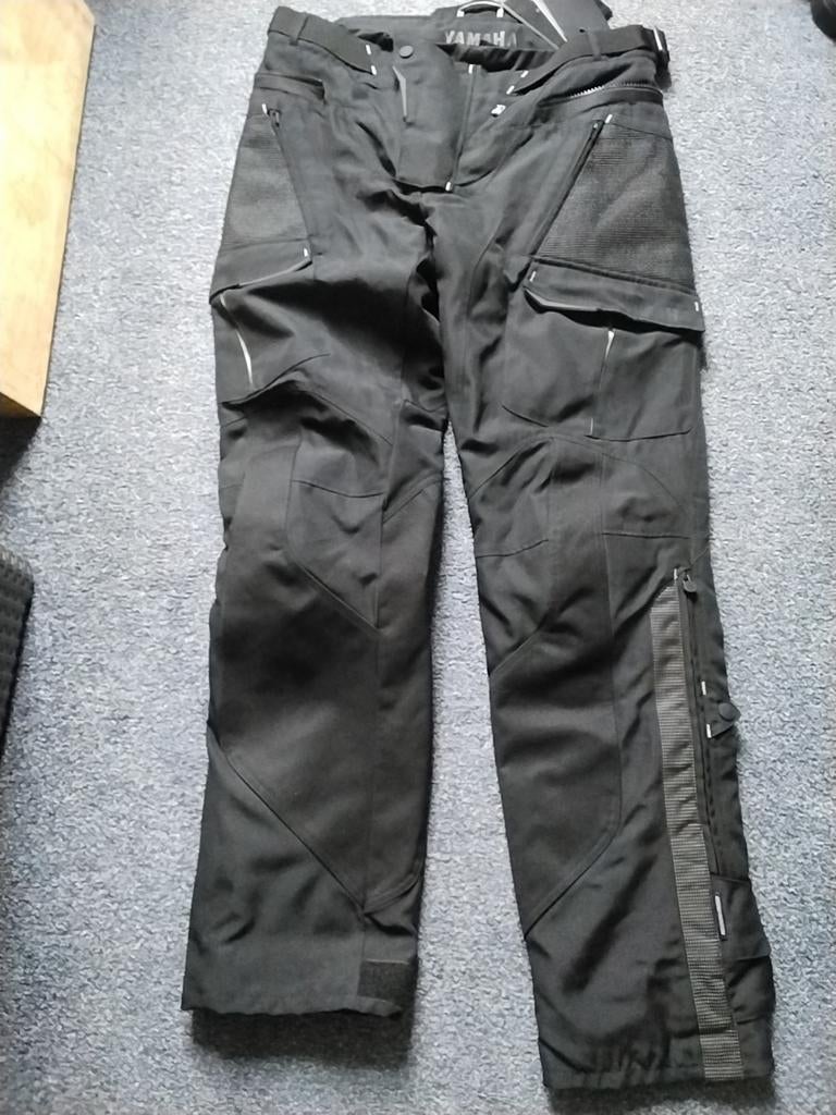 Nieuwe Yamaha IXON motorbroek - Textiel - Maat XXL, Nieuw met kaartje, Heren, Ophalen of Verzenden, Broek | textiel