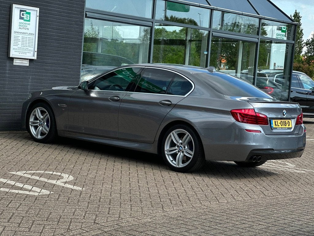 BMW 5-serie 528i M Sport Edition/CAMERA/NAVI/LEDER/NL-AUTO N, Automaat, Gebruikt, Euro 6, 4 cilinders