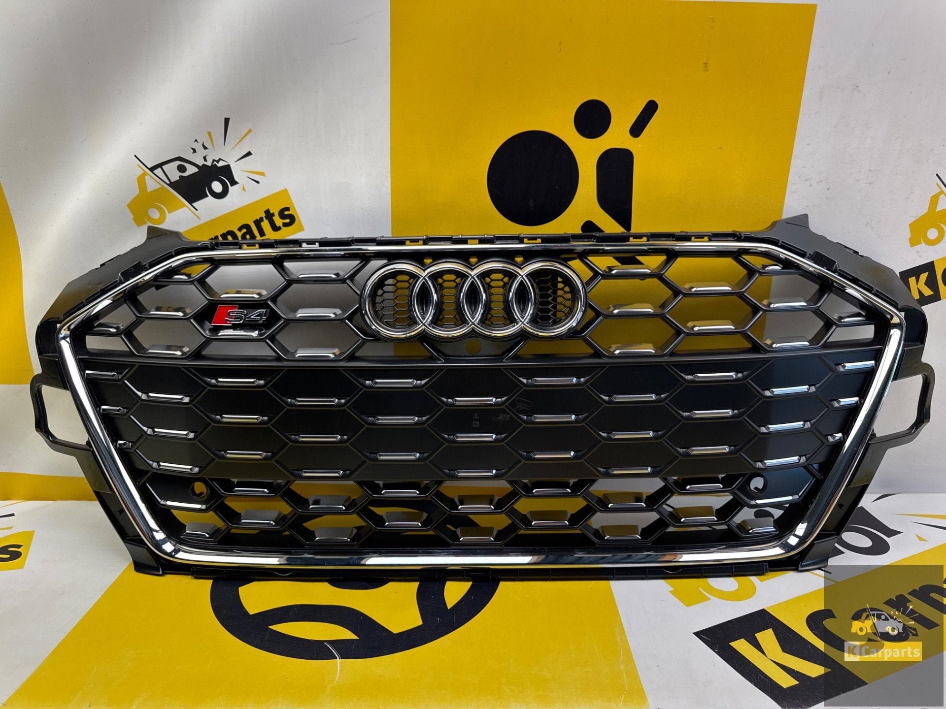 Audi A4 S4 B9 GRILL 8W0853651DM Grill Origineel, Gebruikt, Voor, AUDI AG, Auto-Union-Strasse 1
85045  Ingolstadt, DE