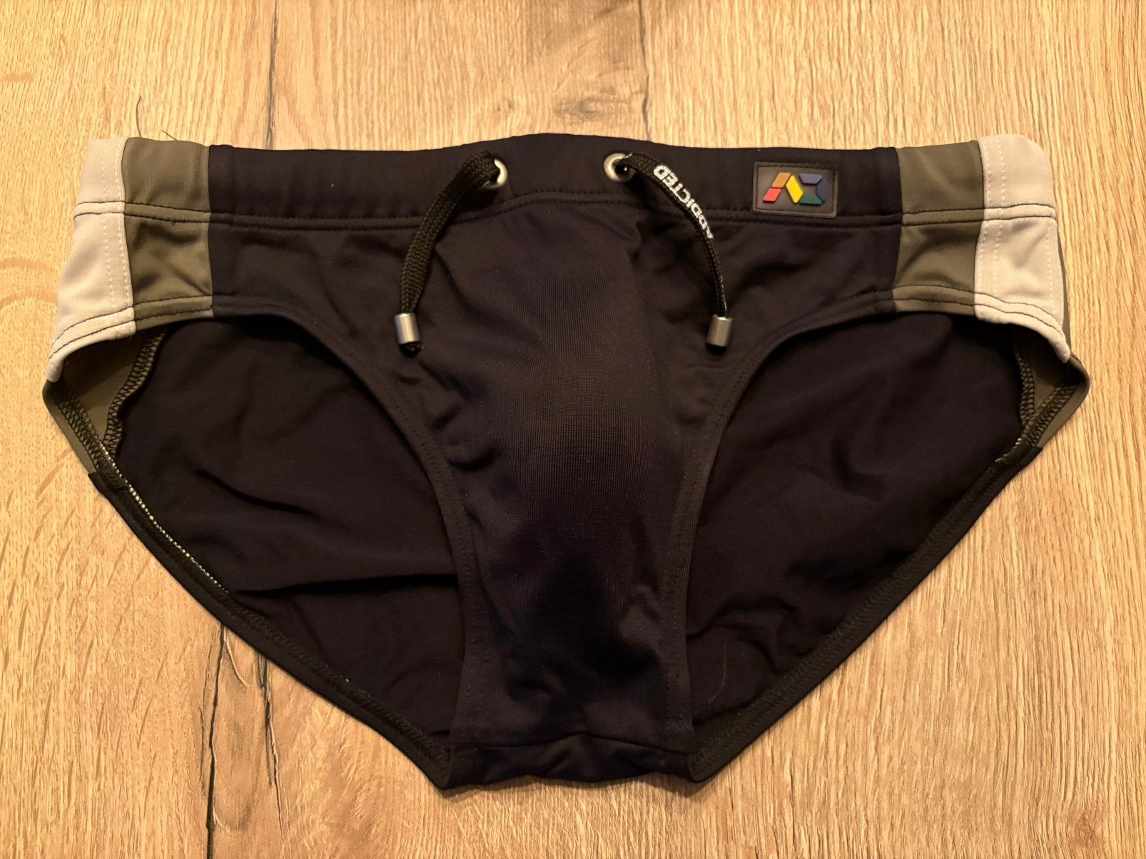 Addicted zwarte zwemslip / speedo maat S, Kleding | Heren, Badmode en Zwemkleding, Ophalen of Verzenden, Maat 46 (S) of kleiner