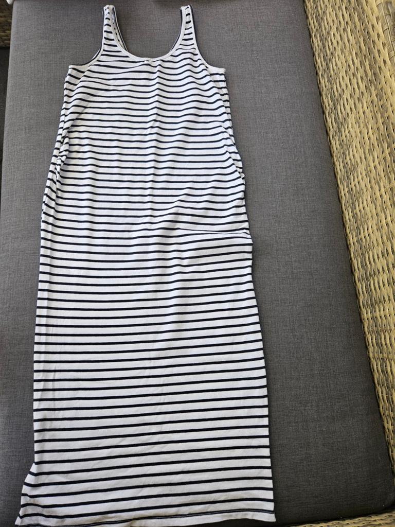 H&M Mama gestreepte maxi jurk - Maat M, Kleding | Dames, Jurken, Zo goed als nieuw, Maat 38/40 (M), Wit, Onder de knie, Ophalen of Verzenden