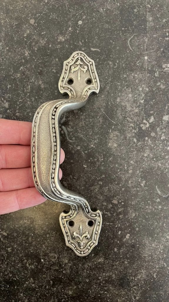 1 PRACHTIGE Deurgreep ANTIEK Historisch Zilver messing greep, Antiek en Kunst, Ophalen of Verzenden
