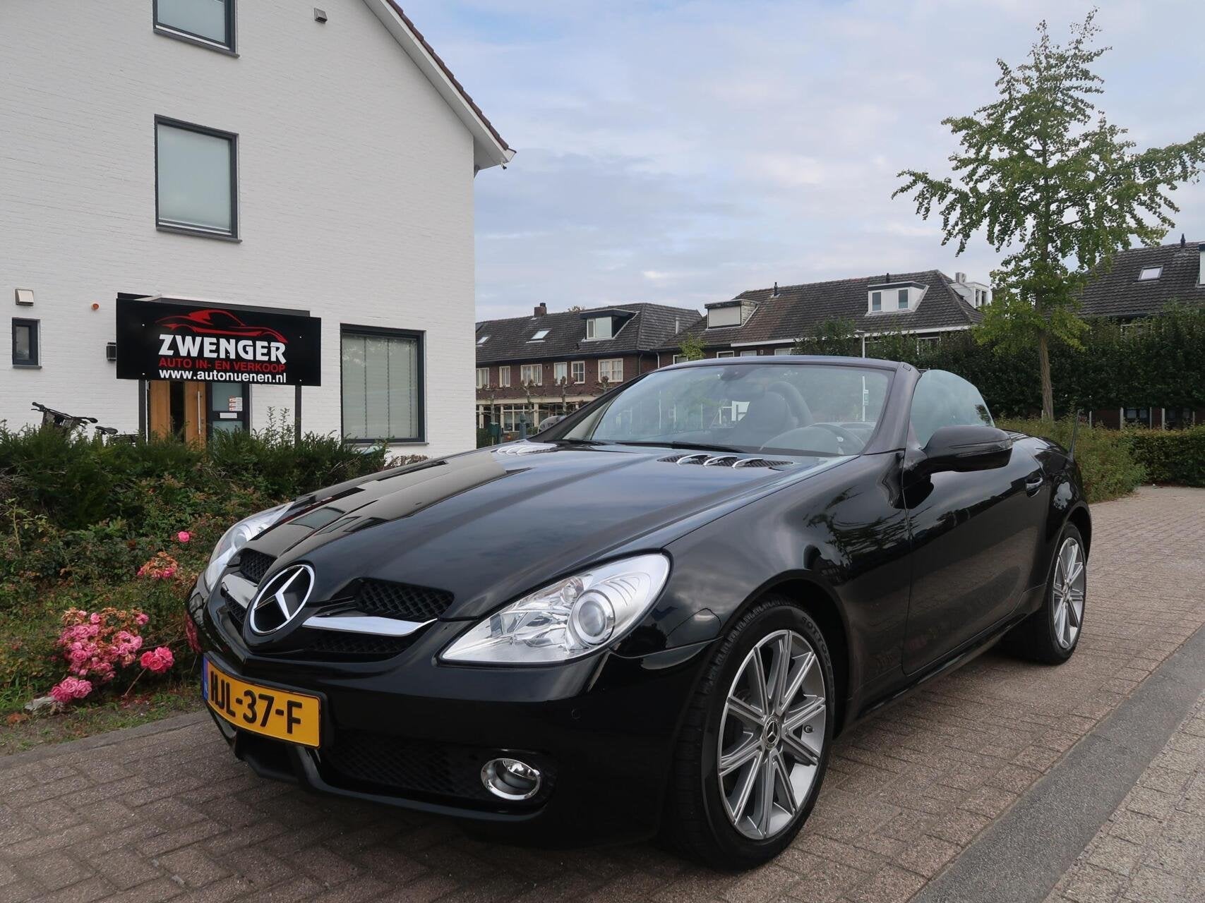 Mercedes SLK-klasse 200 K AUT F-1 NAVIGATIE|CARPLAY|AIRSCARF, Auto's, Achterwielaandrijving, Gebruikt, Zwart, 4 cilinders