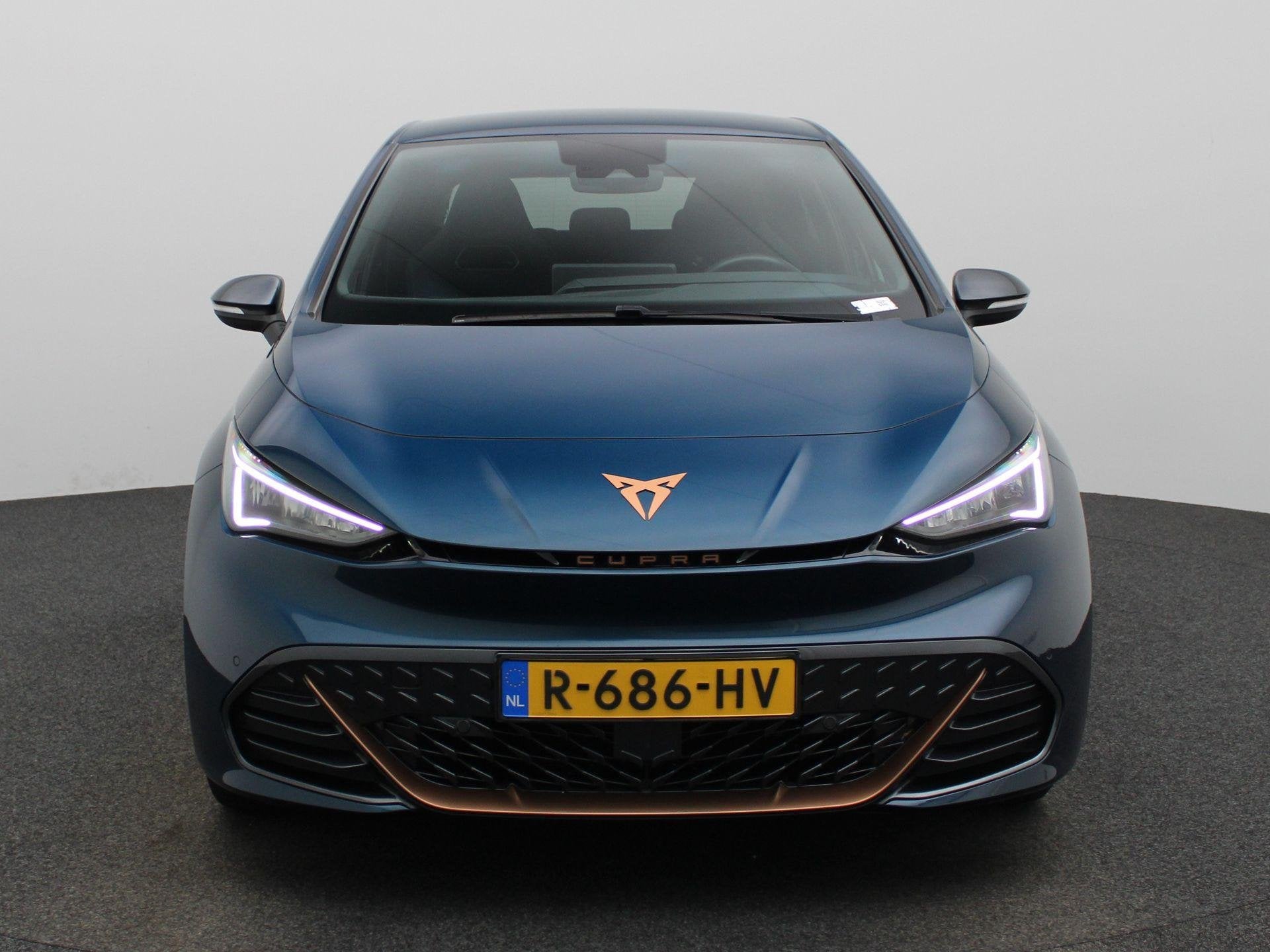 CUPRA Born Business Plus 62 kWh ACHTERUITRIJCAMERA | ADAPTIV, Auto's, 12 maanden, Gebruikt, Zwart, Origineel Nederlands