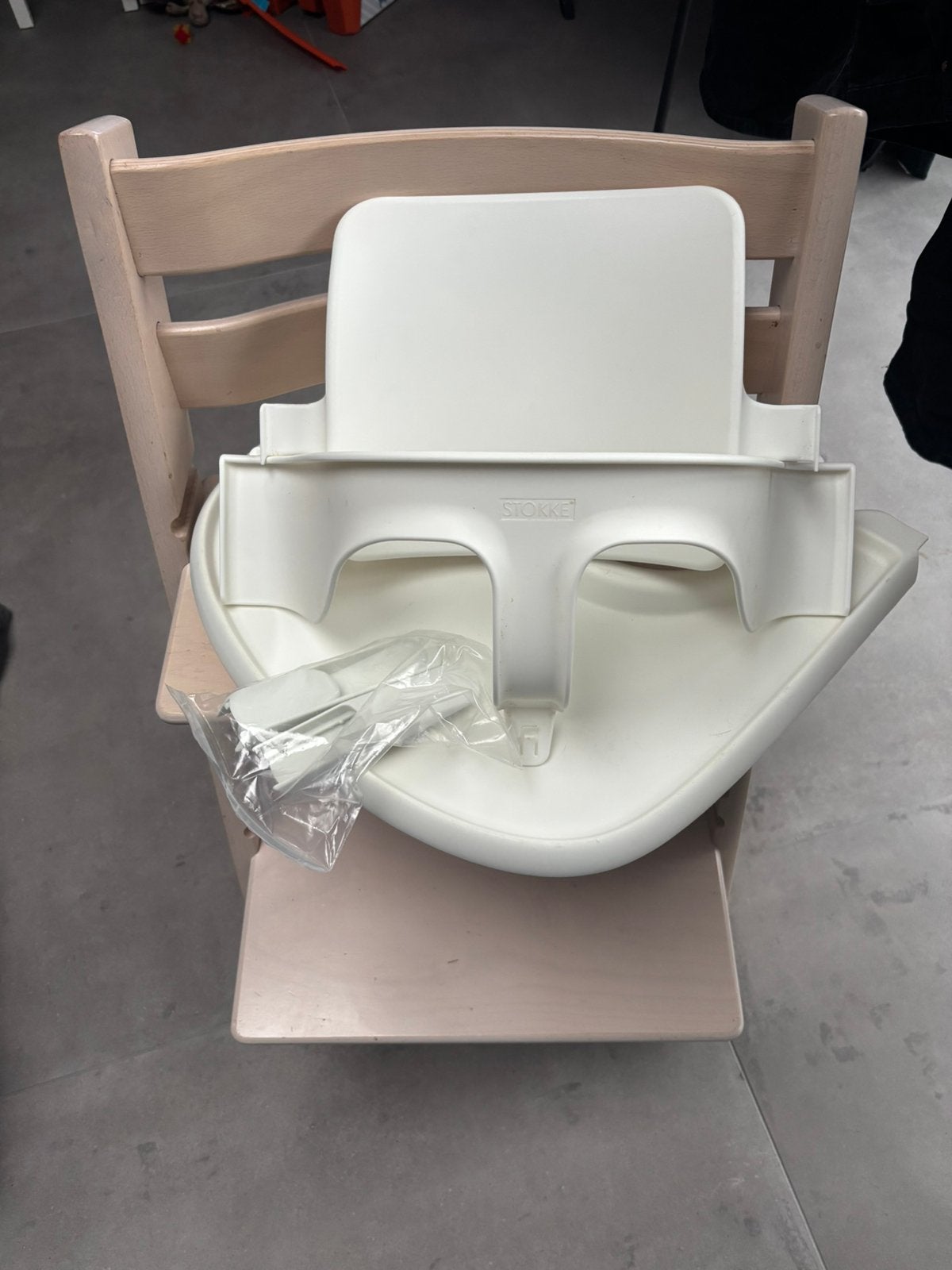 Stokke Tripp Trapp white wash met babyset en eetblad, Ophalen, Gebruikt, Meegroeistoel, Aanschuifbaar