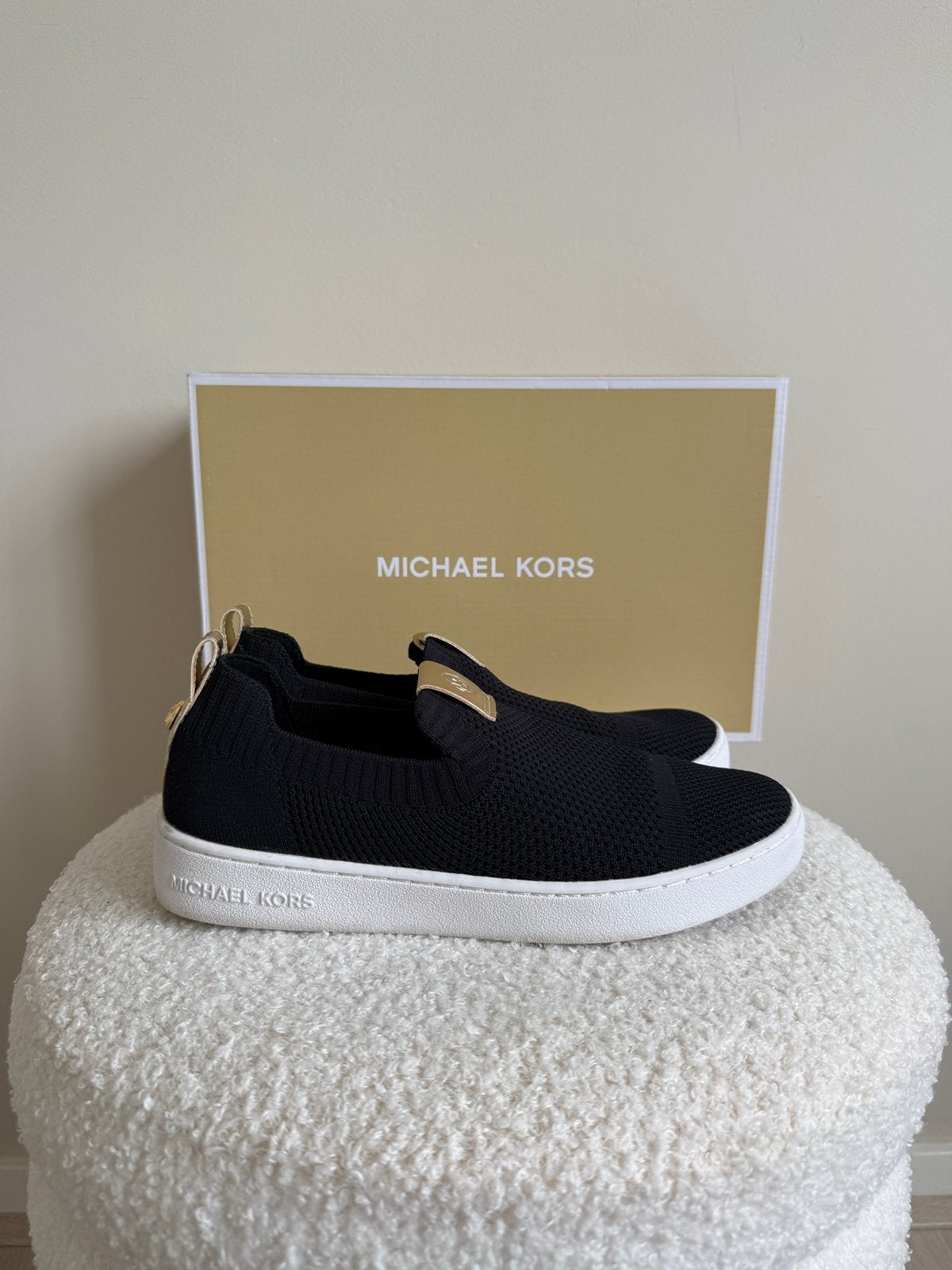 Michael Kors Instappers, Ophalen of Verzenden, Zo goed als nieuw, Instappers, Zwart