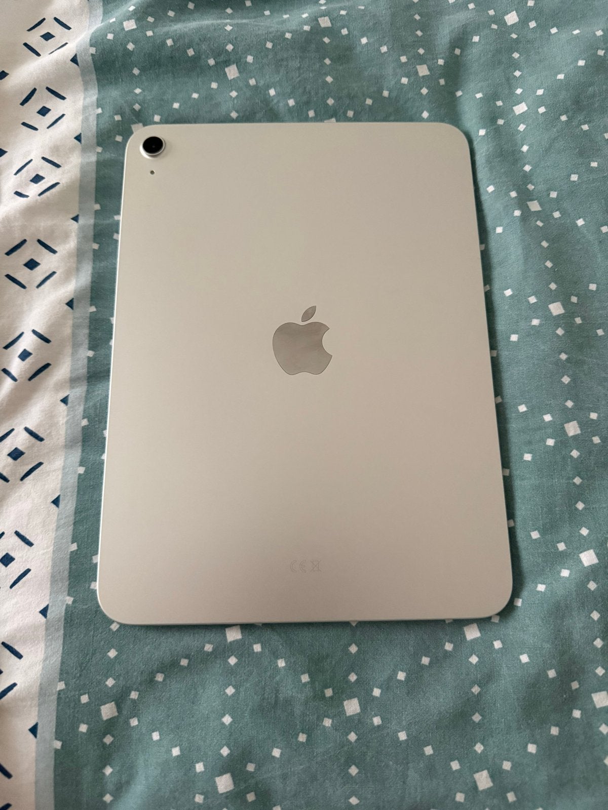 Apple iPad A16 (2025) – 128GB – Zilver – Zo goed als nieuw